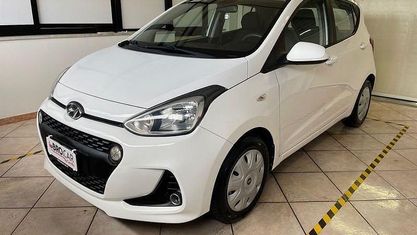 Usata Hyundai i10 Comfort 67 CV (49 kW) 2017 Bianco Utilitaria