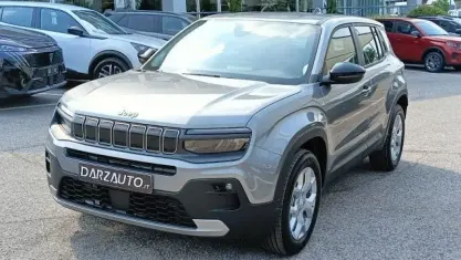 Nouvelle Jeep Avenger Longitude 101 ch (74 kW) 2025 Gris SUV