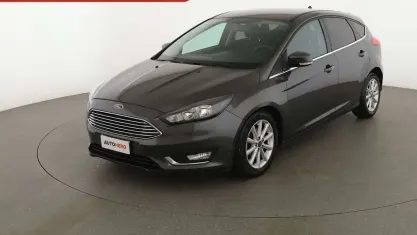Usata Ford Focus Titanium 120 CV (88 kW) 2018 Grigio Berlina