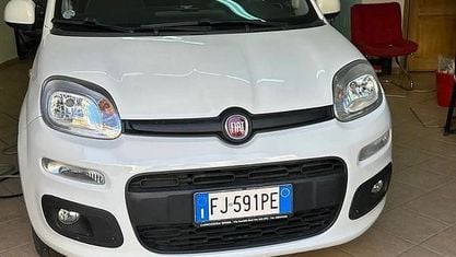 Usata Fiat Panda Lounge 69 CV (50 kW) 2017 Bianco Utilitaria