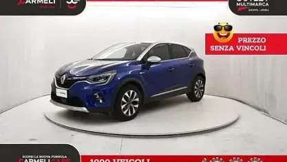 Usata Renault Captur Intens 101 CV (74 kW) 2020 Blu SUV