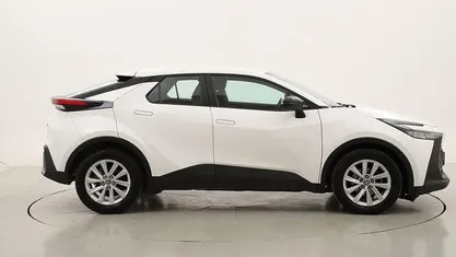 Usata Toyota C-HR Active 140 CV (102 kW) 2024 SUV