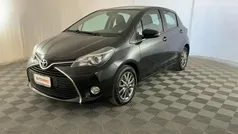 Nero Usata 2017 Toyota Yaris Active | 10.999 € (Buon prezzo)