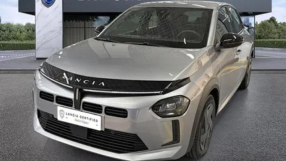 Usata Lancia Ypsilon 101 CV (74 kW) 2026 Utilitaria