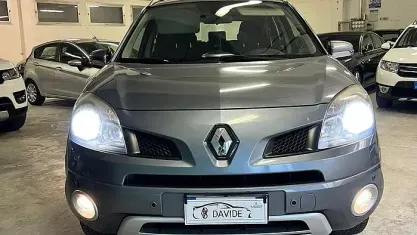 Usata Renault Koleos Dynamique 150 CV (110 kW) 2009 Grigio SUV