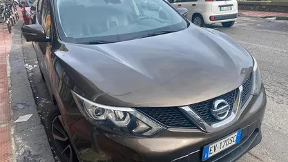 Marrone Usata 2014 Nissan Qashqai Tekna SUV | 12.000 € (Buon prezzo)