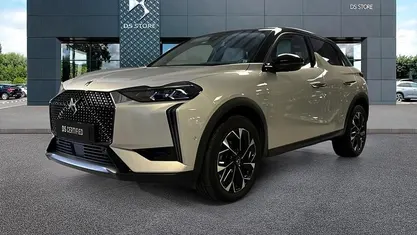 Beige Usata 2023 DS Automobiles DS3 Rivoli Due volumi | 20.250 € (Buon prezzo)