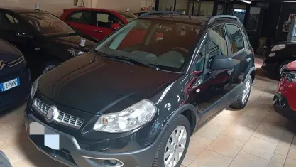 Usata Fiat Sedici Emotion 120 CV (88 kW) 2011 Nero SUV