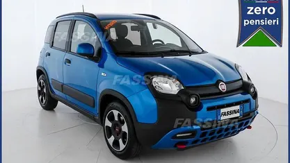 Blu Usata 2024 Fiat Panda Cross Cross Due volumi | 14.700 € (Buon prezzo)