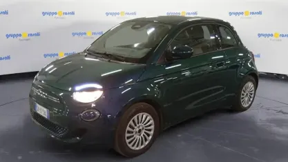 Usata Fiat 500e Icon 86 kW (118 CV) 2023 Blu/azzurro Utilitaria
