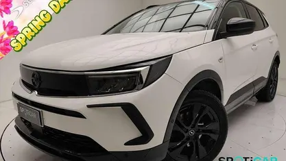Usata Opel Grandland X GS Line 131 CV (96 kW) 2022 Bianco SUV