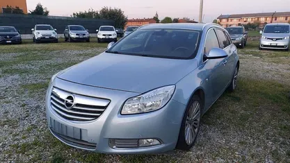 Usata Opel Insignia Cosmo 140 CV (102 kW) 2013 Grigio Station wagon