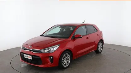 Rosso Usata 2018 Kia Rio Tre volumi | 9499 € (Buon prezzo)
