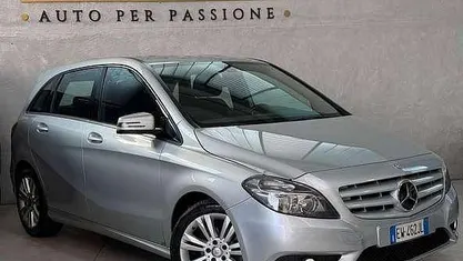 Usata Mercedes B180 122 CV (89 kW) 2014 Monovolume