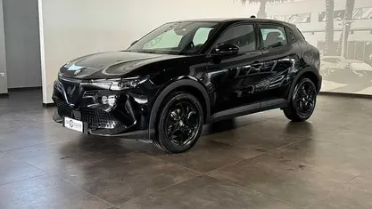 Usata Alfa Romeo Junior 145 CV (106 kW) 2025 SUV