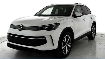 Usata VW Tiguan Edition 204 CV (150 kW) 2025 Bianco pastello SUV