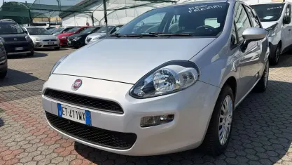 Usata Fiat Punto Easy 75 CV (55 kW) 2014 Argento Utilitaria
