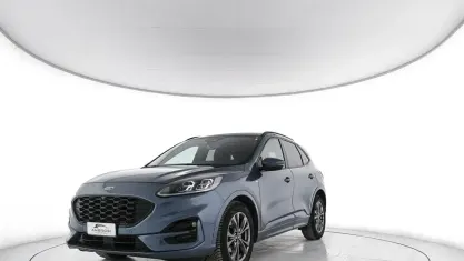 Usata Ford Kuga ST-Line X 190 CV (139 kW) 2022 Blu SUV