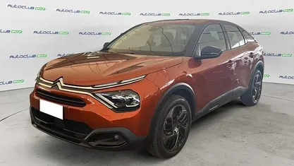 Usata Citroën C4 Feel 131 CV (96 kW) 2022 Arancione Berlina