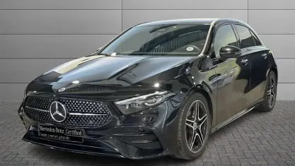 Usata Mercedes A200 Advanced Plus 150 CV (110 kW) 2023 Vernice nero cosmo Berlina
