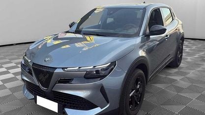 Second-hand Alfa Romeo GT Junior 145 CP (106 kW) 2025 Gri SUV
