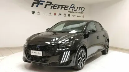 Usata Peugeot 208 GT 101 CV (74 kW) 2024 Nero perla Utilitaria
