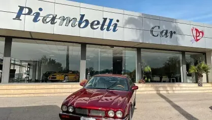 Usata Jaguar XJR 325 CV (239 kW) 1995 Rosso Berlina