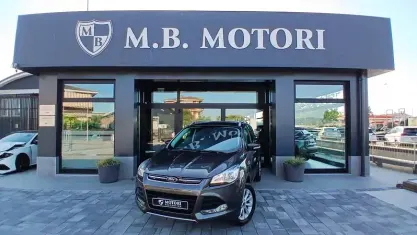Usata Ford Kuga Titanium 150 CV (110 kW) 2016 Grigio SUV