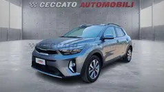 Grigio Usata 2024 Kia Stonic Style SUV | 15.675 € (Ottimo prezzo)