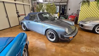 Usata Porsche 911 Carrera Cabriolet 231 CV (169 kW) 1985 Blu Cabrio