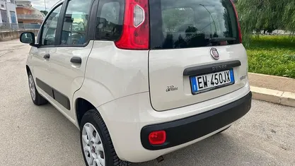 Beige Usata 2014 Fiat Panda Tre volumi | 4950 € (Buon prezzo)