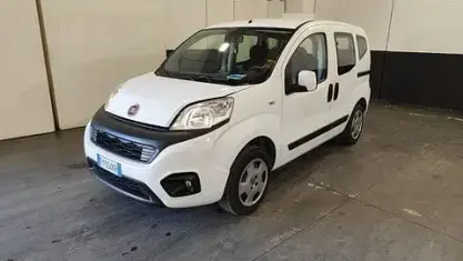 Usata Fiat Qubo Lounge 69 CV (50 kW) 2019 Bianco Monovolume