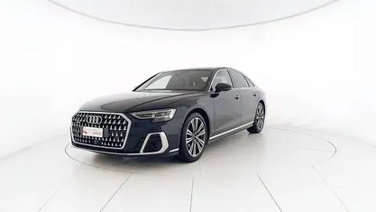 Blu firmamento metallizzato Nuova 2025 Audi A8 Ambiente Tre volumi | 95.900 € (Super prezzo)