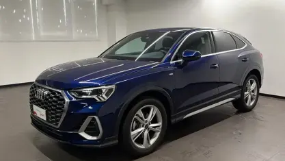 Begagnad Audi Q3 Sportback S-Line 150 HK (110 kW) 2024 Blå SUV