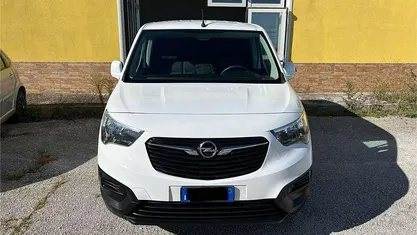 Other Usata 2020 Opel Combo Edition Furgone | 8900 € (Buon prezzo)
