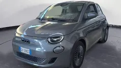 Grigio Usata 2023 Fiat 500e Icon Tre volumi | 19.900 € (Buon prezzo)