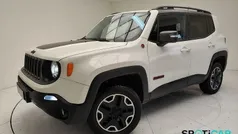 Bianco Usata 2015 Jeep Renegade Trailhawk SUV | 14.486 € (Buon prezzo)