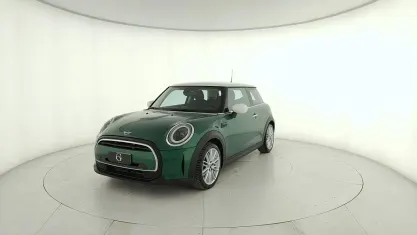 Usata Mini Cooper Classic 156 CV (114 kW) 2022 Verde Utilitaria