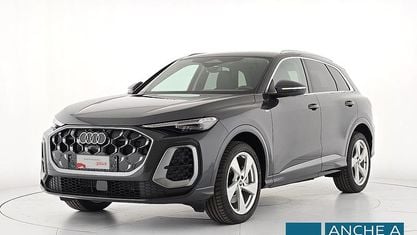 Uusi Audi Q5 S-Line 204 HP (150 kW) 2025 Harmaa Katumaasturi