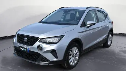 Usata Seat Arona Style 95 CV (69 kW) 2024 Grigio SUV