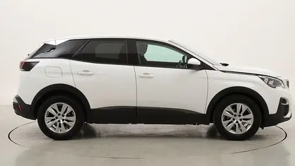 Usata Peugeot 3008 Active 131 CV (96 kW) 2020 SUV