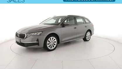 Grigio graphite metallizzato Usata 2024 Skoda Octavia Executive Station wagon | 25.900 € (Buon prezzo)