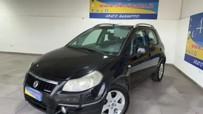 Usata Fiat Sedici 120 CV (88 kW) 2007 Nero SUV