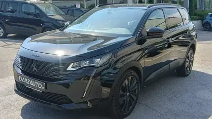 Usata Peugeot 5008 GT 131 CV (96 kW) 2024 Nero metallizzato SUV
