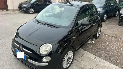 Nero Usata 2008 Fiat 500 Lounge Tre volumi | 3800 € (Buon prezzo)