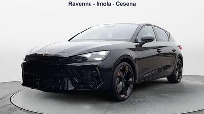 Usado Cupra Leon 204 CV (150 kW) 2025 Negro Berlina