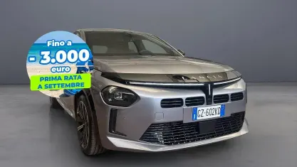 Usata Lancia Ypsilon 110 CV (80 kW) 2025 Grigio granito Utilitaria