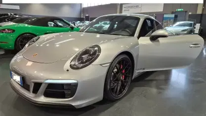 Usata Porsche 911 Carrera 4 GTS 450 CV (330 kW) 2018 Grigio Coupé