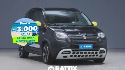 Usata Fiat Panda Cross Cross 70 CV (51 kW) 2025 Nero cinema Utilitaria