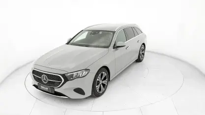 Usata Mercedes 220 AMG Line Premium 197 CV (144 kW) 2024 Grigio Station wagon